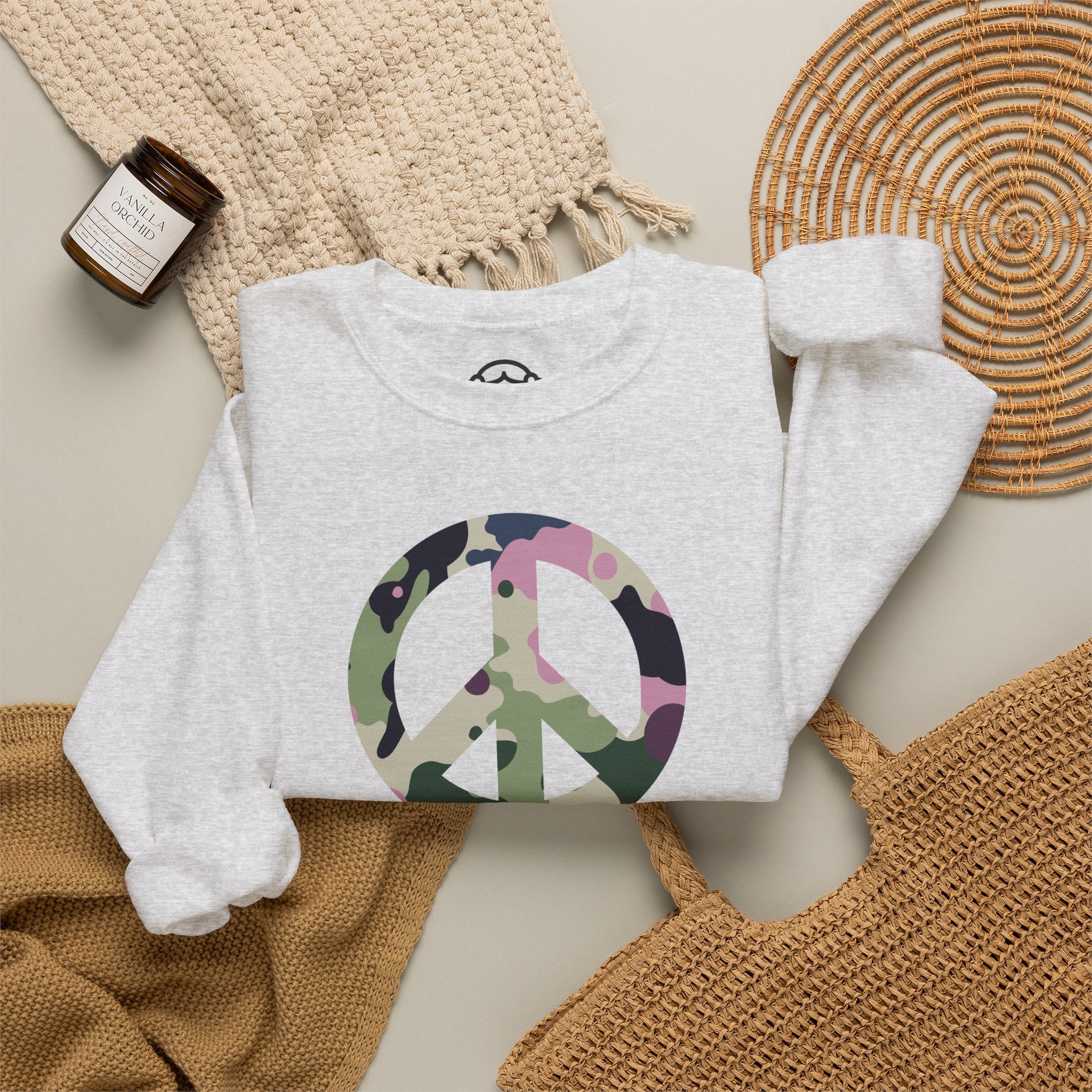 A PEACE OF CAMO Noisy Dolly original sweatshirt
